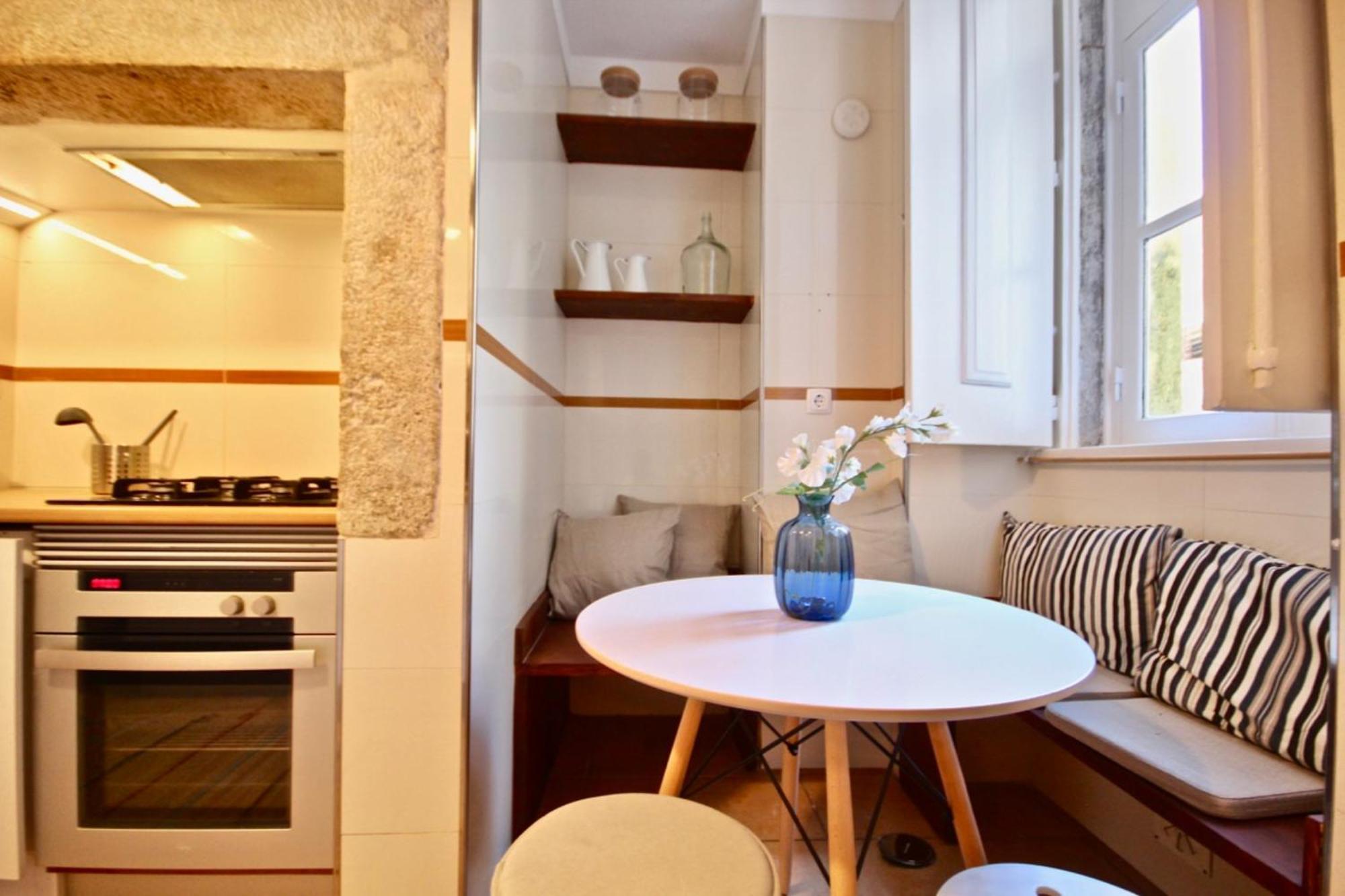 Akicity Alfama Azure Appartement *